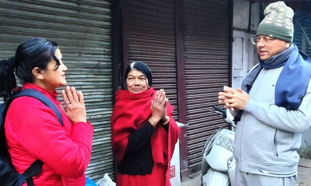 सीएम धामी ने नैनीताल में मॉर्निंग वॉक के दौरान जनता से की मुलाकात, नैना देवी मंदिर सौंदर्यीकरण कार्यों का निरीक्षण