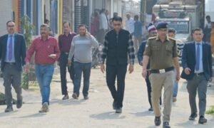 आंगनबाड़ी राशन में गड़बड़ी पर डीएम का बड़ा एक्शन, रुड़की के सेंट्रल गोदाम पर छापेमारी…