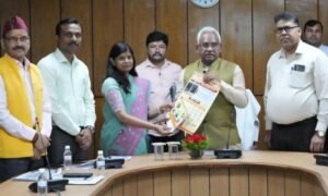 आयुष सेवाओं के विस्तार और आयुर्वेद विश्वविद्यालय की समस्याओं के समाधान के निर्देश…